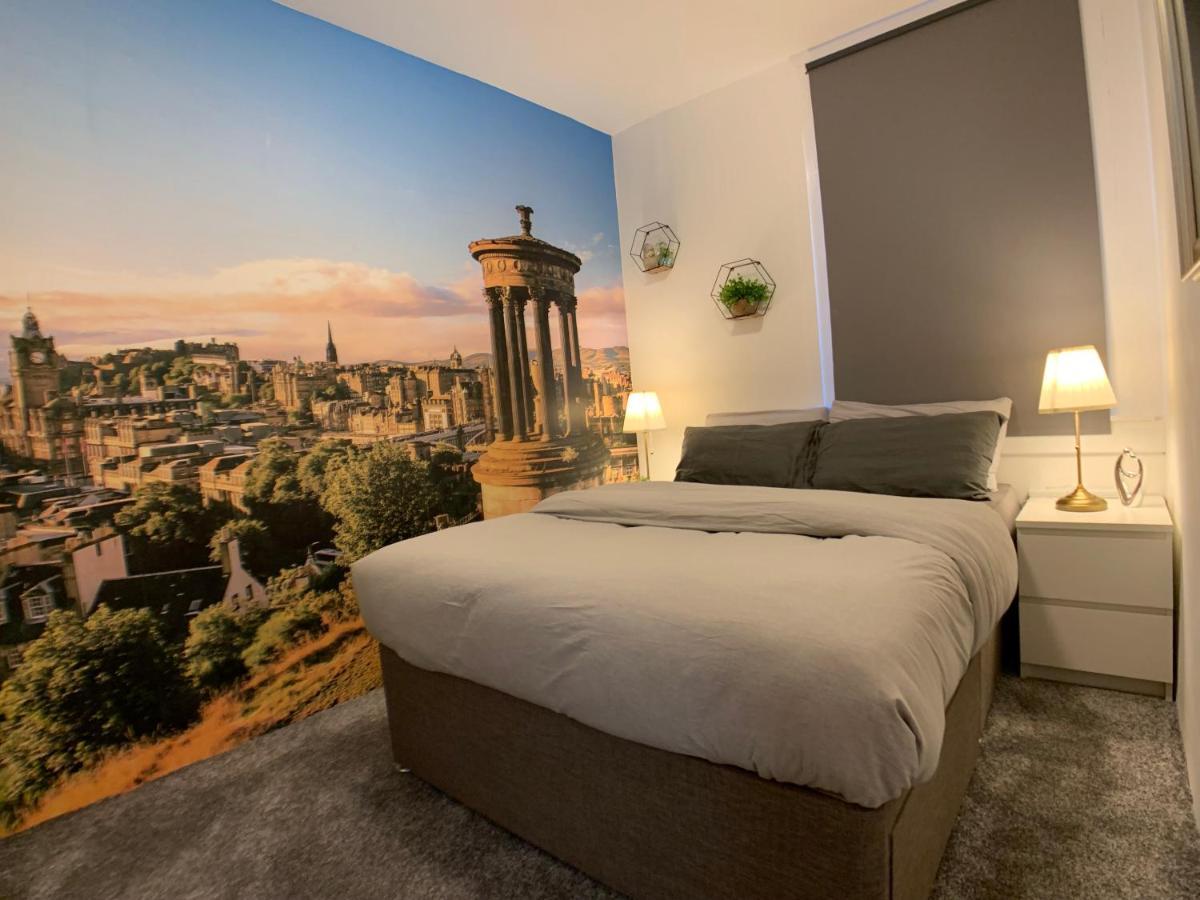 Maria- Bright And Modern City Center Apartment . エディンバラ エクステリア 写真